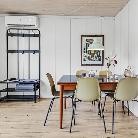 Amazing In With Wifi Tatil Evi Gudhjem